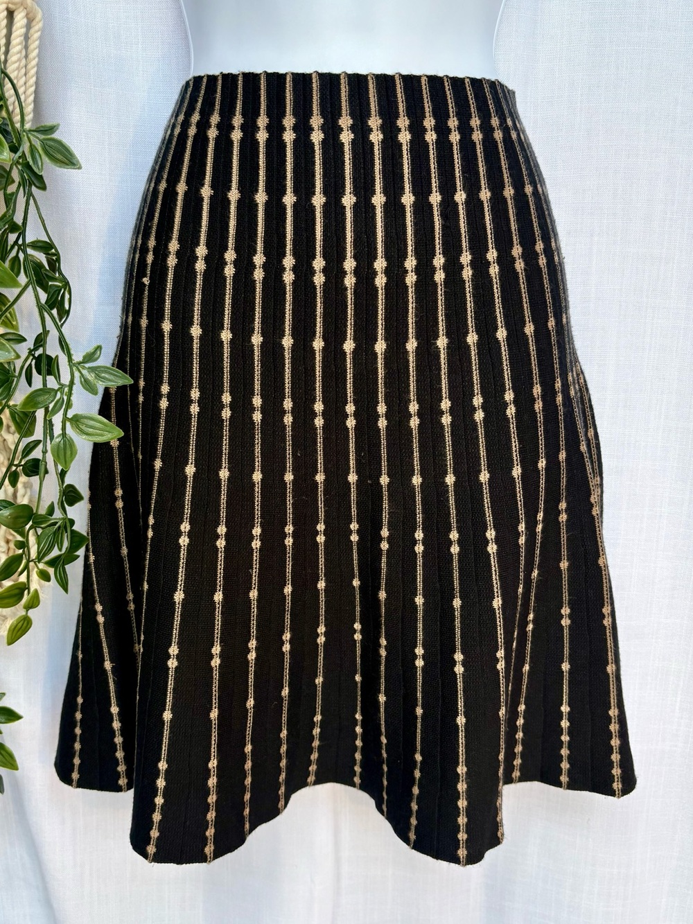 Max Studio Vertical Dotted Stripe Knit Skirt - Size S/M